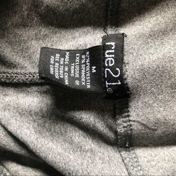 Rue 21 Rose Checkered Leggings - Picture 4 of 4